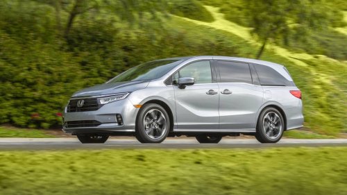 Honda Odyssey Owners Say Airbags Deployed Without A Crash