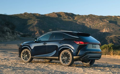 Lexus’ Best-Selling Luxury SUV Getting A Major Facelift