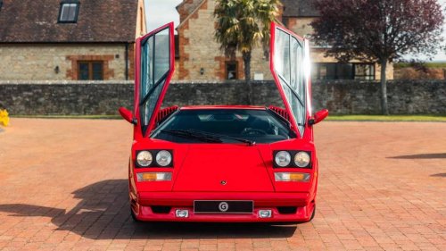 This 1,000-Mile Lamborghini Countach Has A Secret Pagani Connection