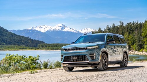 2026 Lincoln Navigator vs. 2026 Jeep Grand Wagoneer: I Drove Both Massive Luxury SUVs—Here's My Honest Comparison Review