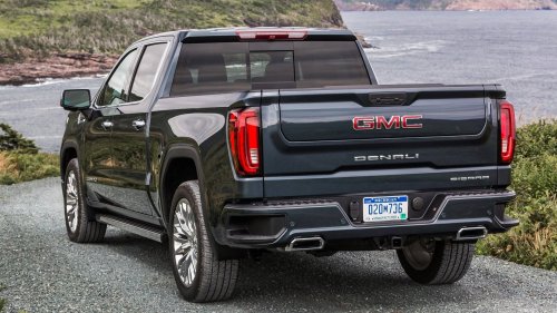 GM Lawsuit Says Silverado And Sierra Trucks Can Leak Water Into The Cabin