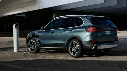 BMW X5 June Lease Deals Are Less Expensive than Last Month's Offers