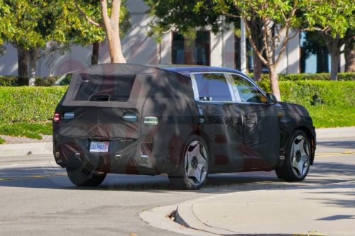 Genesis Wants The GV90 To Be Its Rolls-Royce Moment