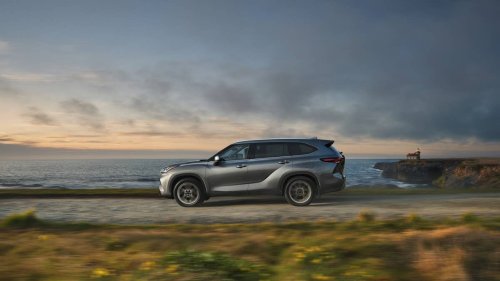 Toyota's Three-Row Highlander Limited Is Leasing From $... This May