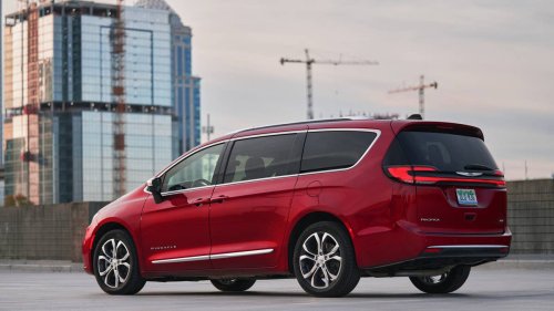 Chrysler Pacifica Pricier to Lease This June, But Still Affordable