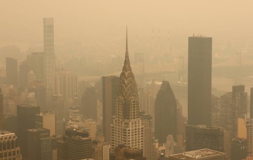 Hazardous AQI Plunges 17 States Into Code Red As Smoke Swallows I-75, I-94, and I-95