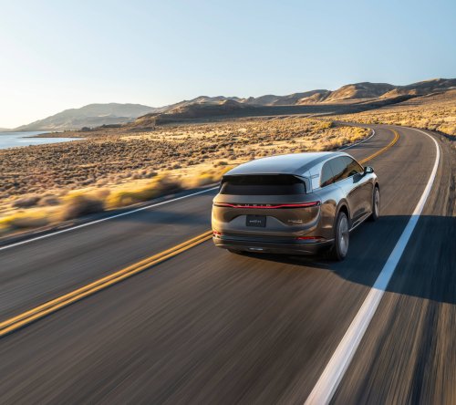 I Road-Tripped the Lucid Gravity Grand Touring. Here's My Experience with the 828-hp Family EV