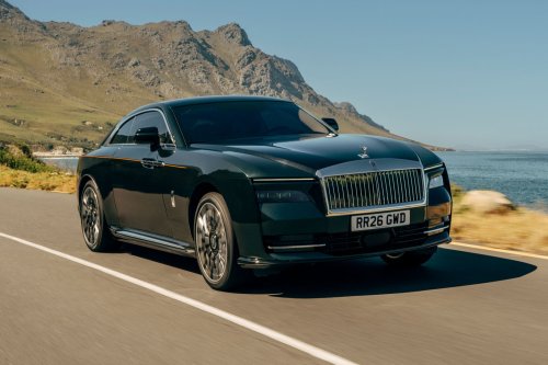 New Rolls-Royce Spectre boosts power and claims 390-mile range