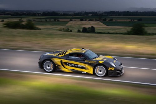 1,000 Horsepower And a 6-Speed Manual: Meet The RUF B8