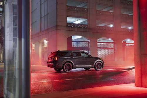 2027 Ford Explorer ST Gets New Sinister Package, Driving Experience