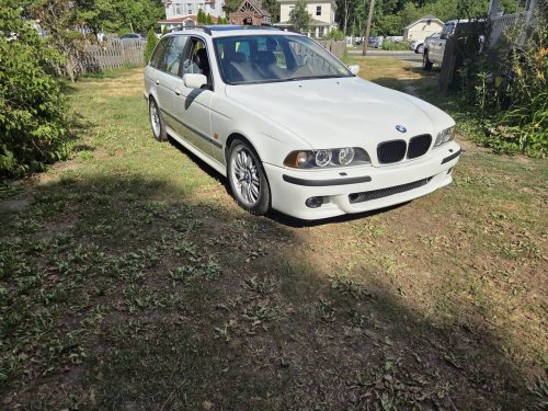 2000 BMW 528i Sport Wagon For Sale