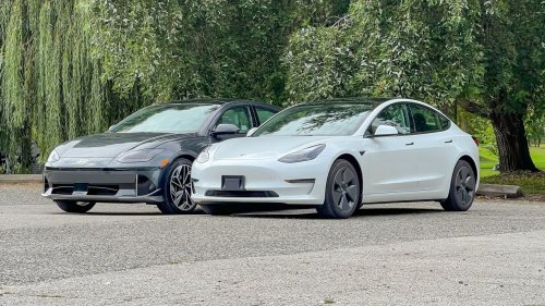 Feds Changing Door Handle Rules Because Teslas Were Trapping People