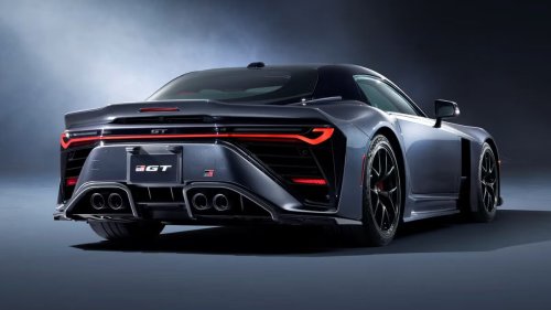 Akio Toyoda Wants Gas Engines, Not Electric Motors