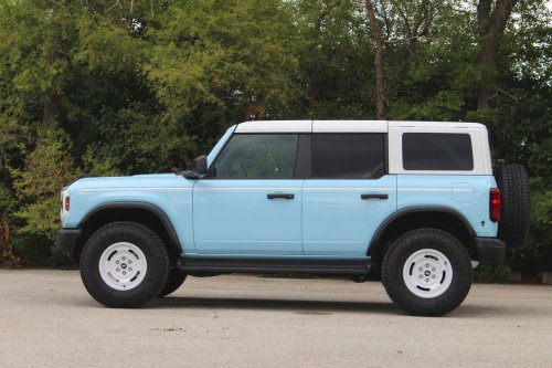 Ford Recalls 565,000 Broncos and Raptors For Fire Under The Hood Risk