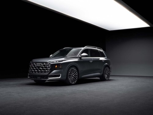 2027 Audi SQ9 Is a 591-HP Flagship SUV Built With Americans In Mind