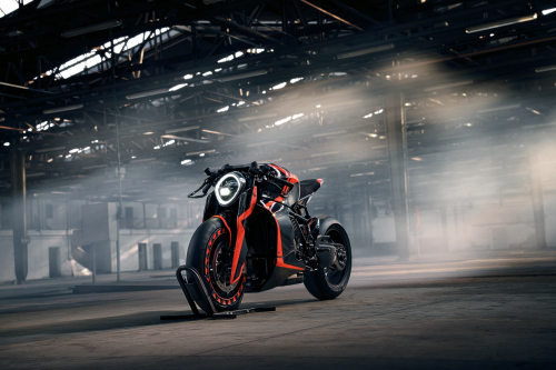Diamond Atelier's DA#22 Ultron Is a 205-HP Hyperbike With a Titanium Exhaust That Was Grown, Not Welded