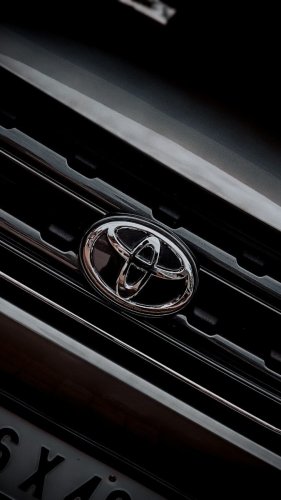Toyota And Nissan Are Quietly Warning Japanese Buyers That American-Built Cars Might Show Up With Bad Paint And Crooked Panels