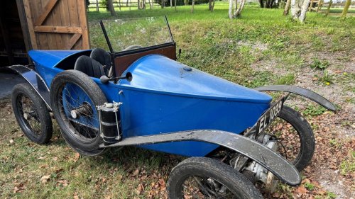 Rare 1934 Streamline car sells for £62,000