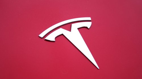 Tesla Faces A Potential Challenge From A Robotaxi Manufacturer In China