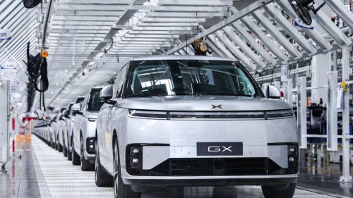 XPENG’s Mass-Produced Robotaxi Takes Aim at Tesla’s Autonomy Crown