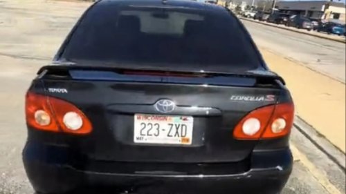 Driver Spots $3,000 Toyota Corolla S on Side of Road and Thinks He Found a Steal