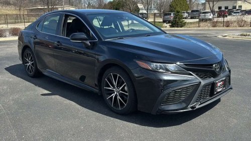 A Wisconsin Woman Put 223,000 Miles on a Leased Toyota Camry — Then Used a Loophole To Avoid a $46,000 Penalty