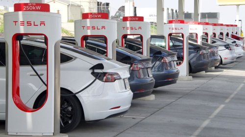 Researchers Say AI-Controlled Charging Can Extend EV Battery Life By Nearly 23%