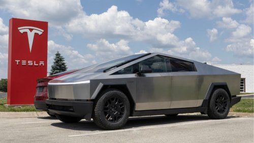 The Used Tesla Market Is Collapsing — But Cybertruck Is Still Going Strong