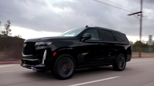 Woman Her Bought a 2023 Cadillac Escalade That Floods Clams GM Won't Fix the Car for Her