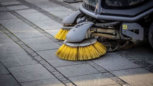 Watch As This Road Sweeper Cleans Rocks And Debris At 50 MPH