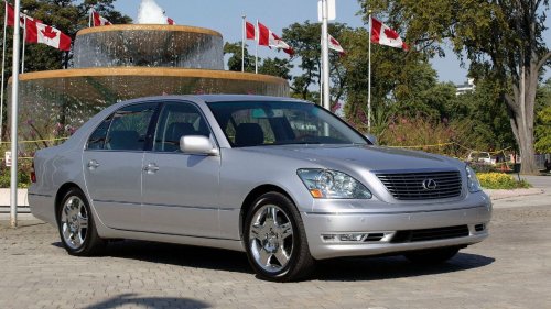 Wisconsin Car Dealer Has Gone Hyper-Niche — Only Sells 2004-2006 Lexus LS 430