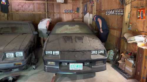 Abandoned 18,000-Mile IROC-Z Camaro Gets Restored After Nearly 30 Years