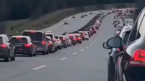 Why German and Austrian Traffic Law Requires Drivers To Form a Rettungsgasse (Emergency Vehicle Lane) Whenever There's Traffic Jam on the Autobahn