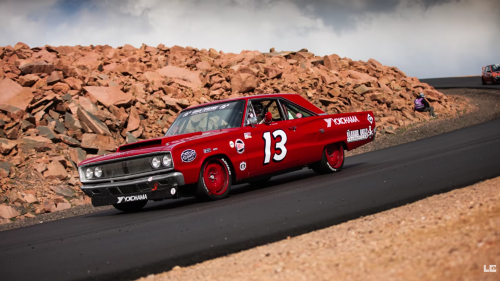 833-HP Hellcat-Swapped Dodge Coronet R/T Makes Its Way Up Pikes Peak
