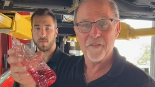 This Mechanic Compared New Transmission Fluid to 35,000 Mile Transmission Fluid