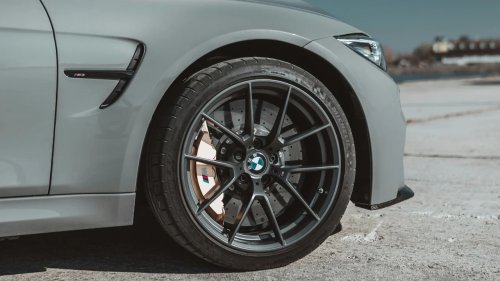 BMW Owner Suffers Severe Tire Shaking After New 'Run-Flat' Tires Become Separated in Days