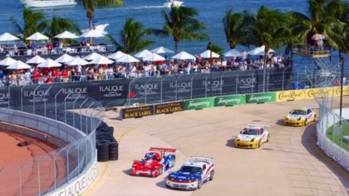 The 1980s Miami Drug Traficking Scene Involved Race Cars and Power Boats