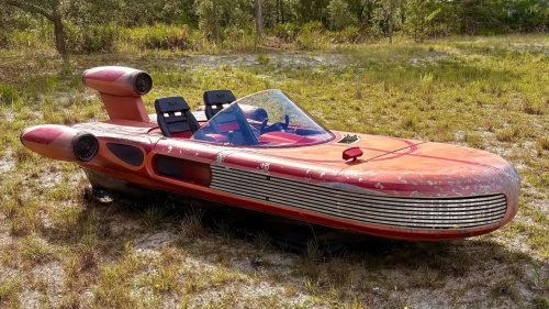 Star Wars X-34 Landspeeder Is Probably The Coolest Golf Cart Ever Created