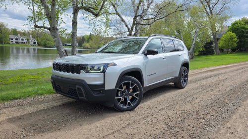Payne: Jeep Cherokee reborn with Wagoneer S style, hybrid practicality