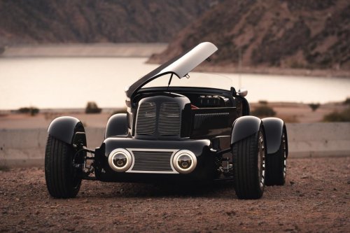 Test-Driving The Ultra-Exclusive SP40 Restomod Supercar