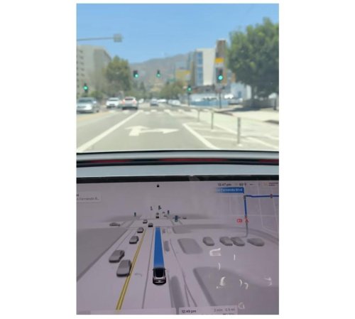 Tesla Autopilot Vs. FSD Explained – And What Can Go Wrong