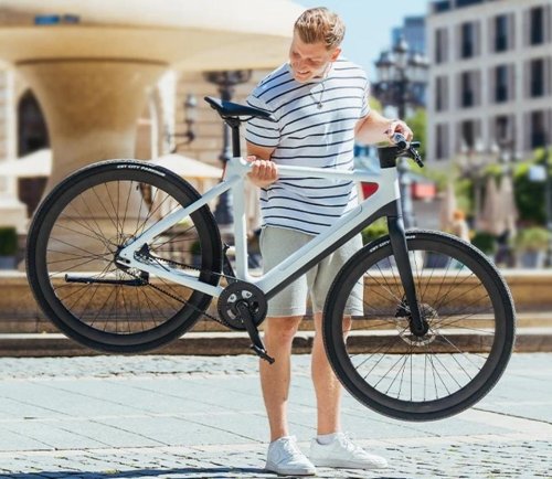 Light, Lithe And Packed With Tech, The Tezeus C8 Is An Artful E-bike