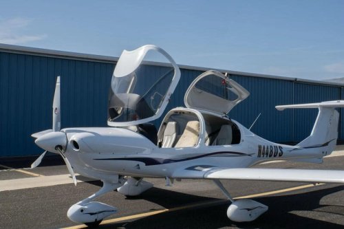 This 2007 Diamond DA40 XLS Is a Cross-Country Capable ‘AircraftForSale' Top Pick