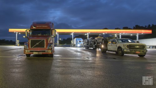 Same Lane, Same Miles, Different Fuel Bills: What’s Really Separating Your MPG From Your Neighbor’s