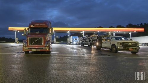 Same Lane, Same Miles, Different Fuel Bills: What’s Really Separating Your MPG From Your Neighbor’s