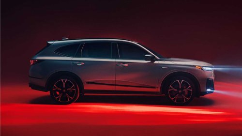 This Japanese SUV is giving BMW, Mercedes, and Audi a real problem