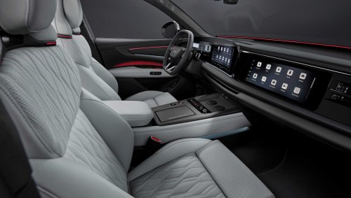 Why Audi’s Q9 brings an all-screen cabin to a fight Range Rover has won for 50 years