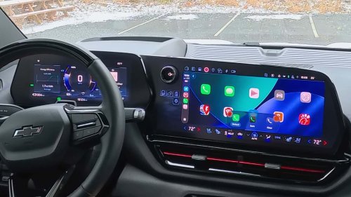 This $199 Gadget Brings Apple CarPlay To GM EVs. But There's A Catch