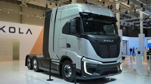 Why Companies That Make Hydrogen-Powered Semi Trucks Keep Going Belly Up