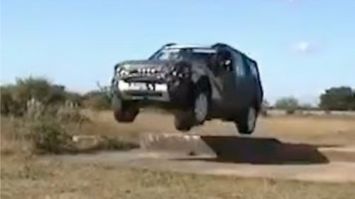 Spend 60 Seconds Of Your Day Watching A Land Rover LR3 Get Torture Tested